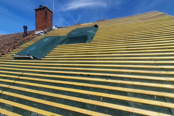 Gutters being repaired in Kildangan